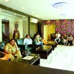 Deluxe-Room-King-Size-Beds-hotels-in-haridwar-reception